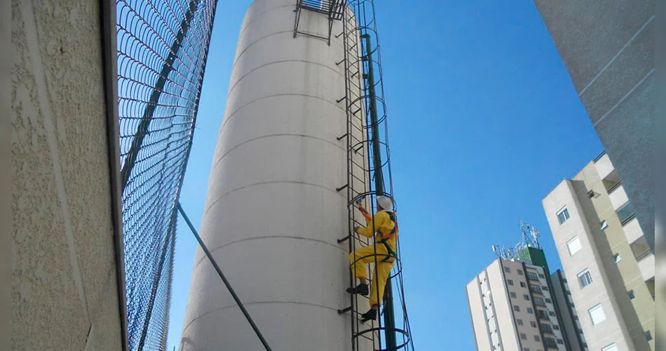 Quanto Custa a Limpeza de Caixa d'Água em Sumaré? - Combate Ambiental Quanto Custa a Limpeza de Caixa d'Água em Sumaré? - Combate Ambiental